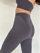 Cargar imagen en el visor de la galería, Ribbed Leggings