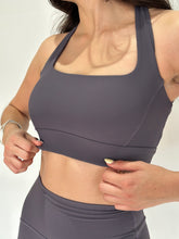 Cargar imagen en el visor de la galería, Ribbed Square Neck Top
