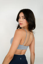 Cargar imagen en el visor de la galería, Square string sport bra
