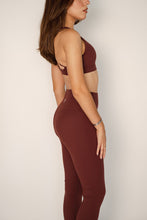 Cargar imagen en el visor de la galería, Compression Leggings
