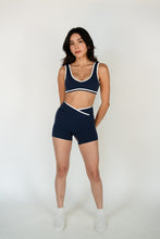 Cargar imagen en el visor de la galería, Contrast Bikers
