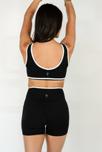 Cargar imagen en el visor de la galería, Contrast Top
