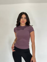 Cargar imagen en el visor de la galería, Sculpting Tee
