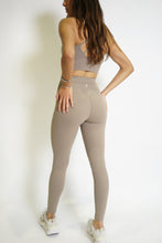 Cargar imagen en el visor de la galería, Comfort Leggings
